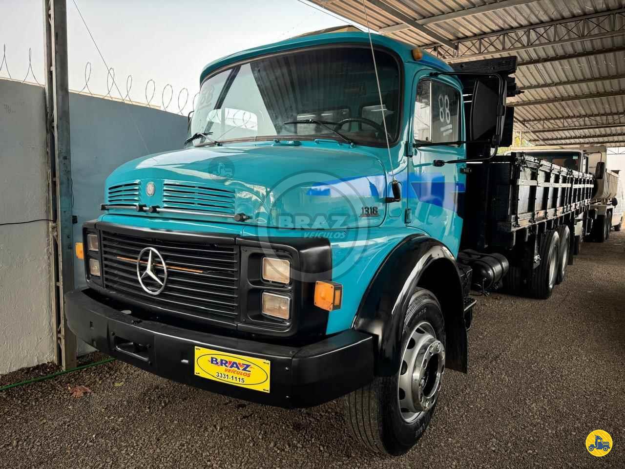 CAMINHAO MERCEDES-BENZ MB 1318 Carga Seca Truck 6x2 Braz Veículos CAMPO GRANDE MATO GROSSO DO SUL MS